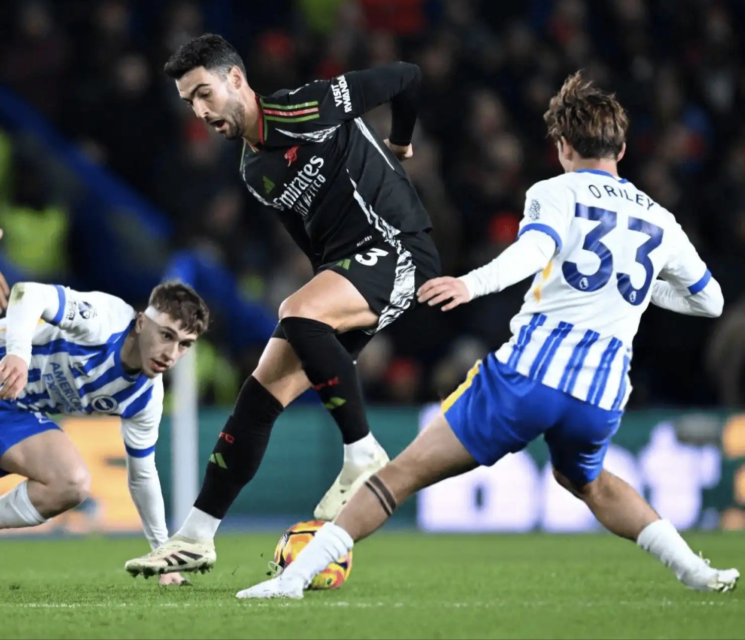 今夜英超焦点战，布莱顿回应争议，悬念犹存，赛程密集仍需轮换的简单介绍